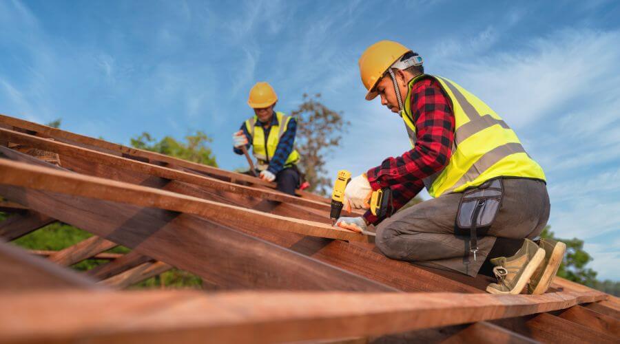 Professional Flat Roofing Installation services in Neffs, OH